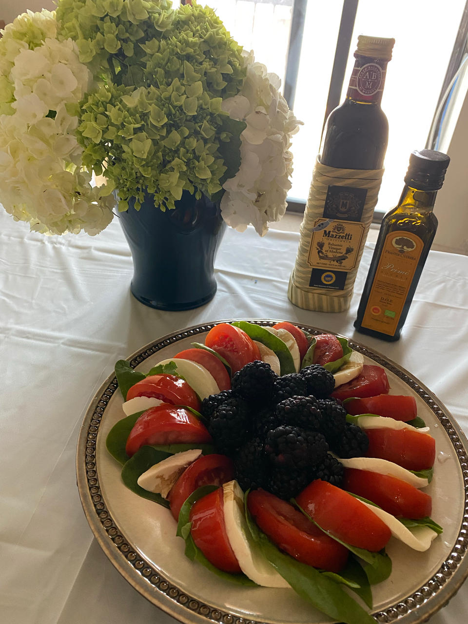 卡普里风味沙拉insalata caprese/水牛芝士沙拉（布拉塔burrata可做）