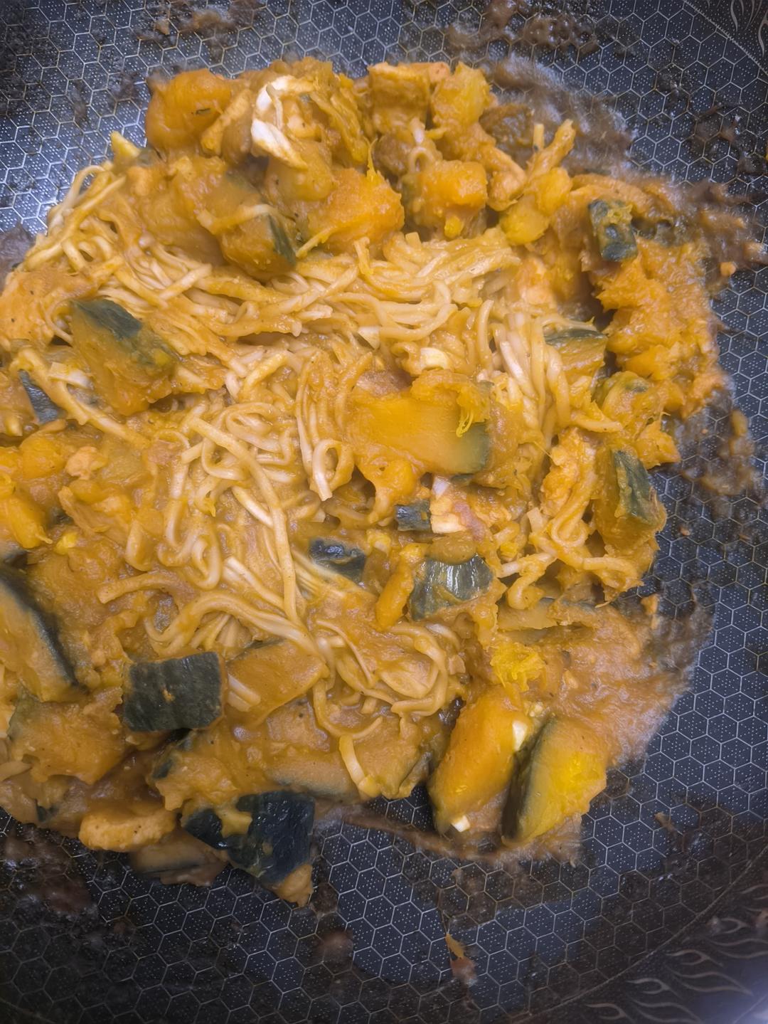 南瓜炖牛肉（改良版的东北一锅出）