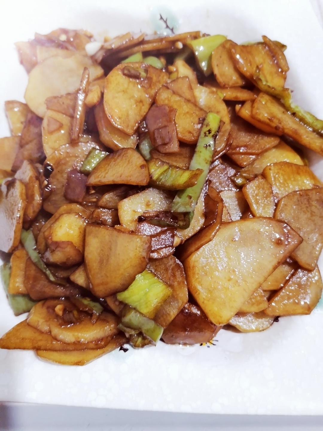 比肉都好吃的青椒炒土豆片😋简单又美味❗️
