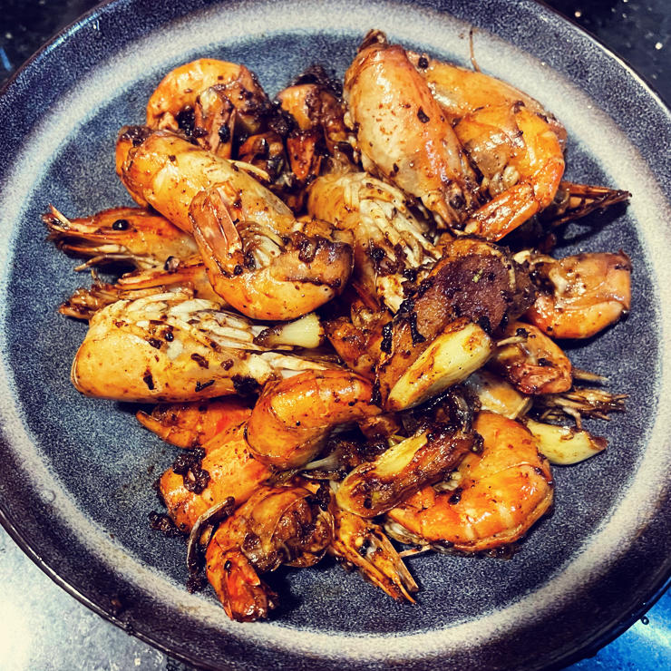 懒人版“胡椒虾”，没有秘诀没有特别调料超简单超好味而且适合宴客