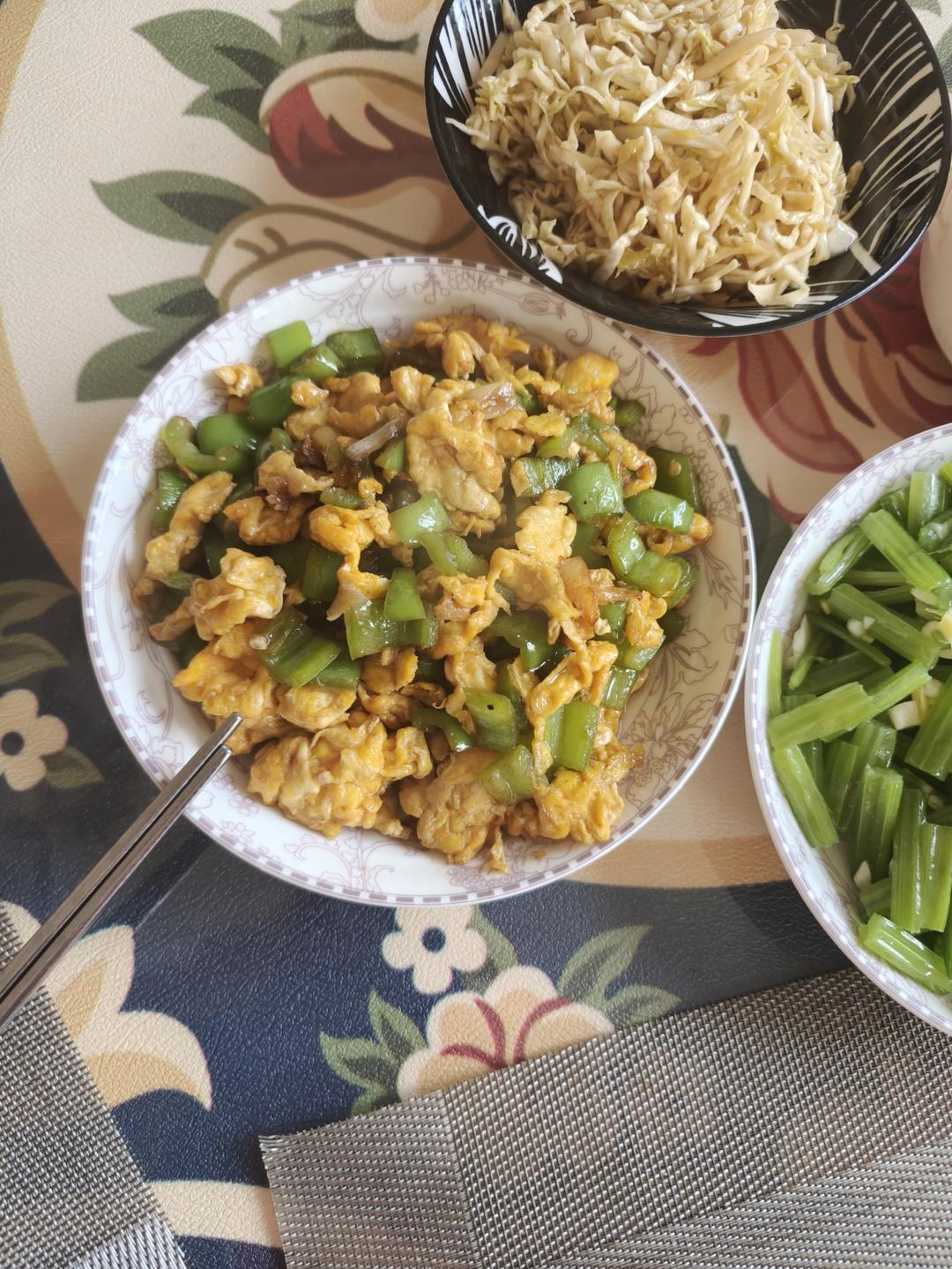 尖椒炒鸡蛋