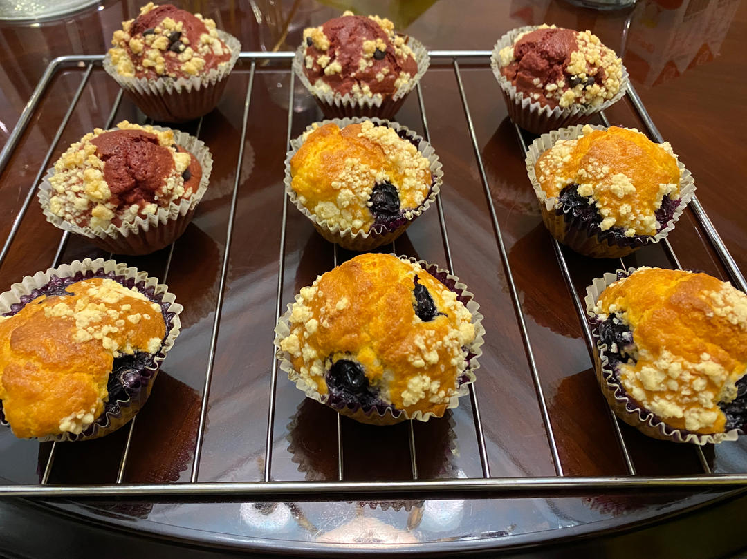 🎄草莓雪顶抹茶马芬（圣诞Cupcake）