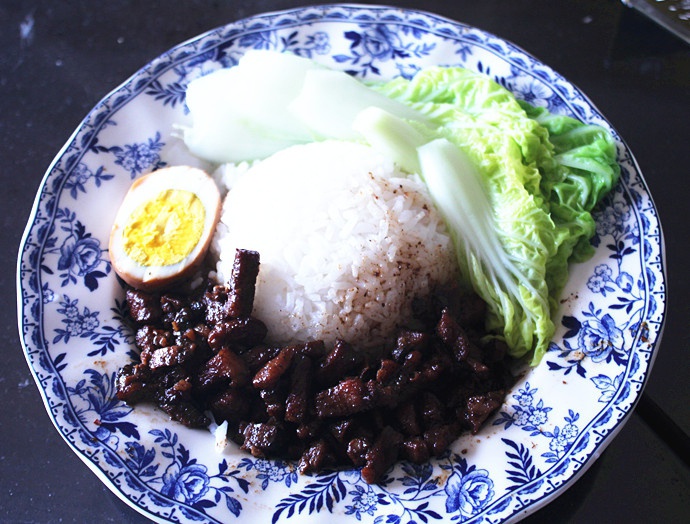 家常卤肉饭