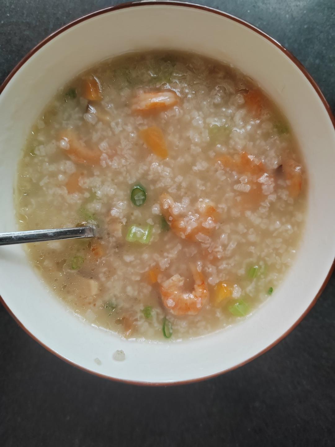 芹菜虾干粥