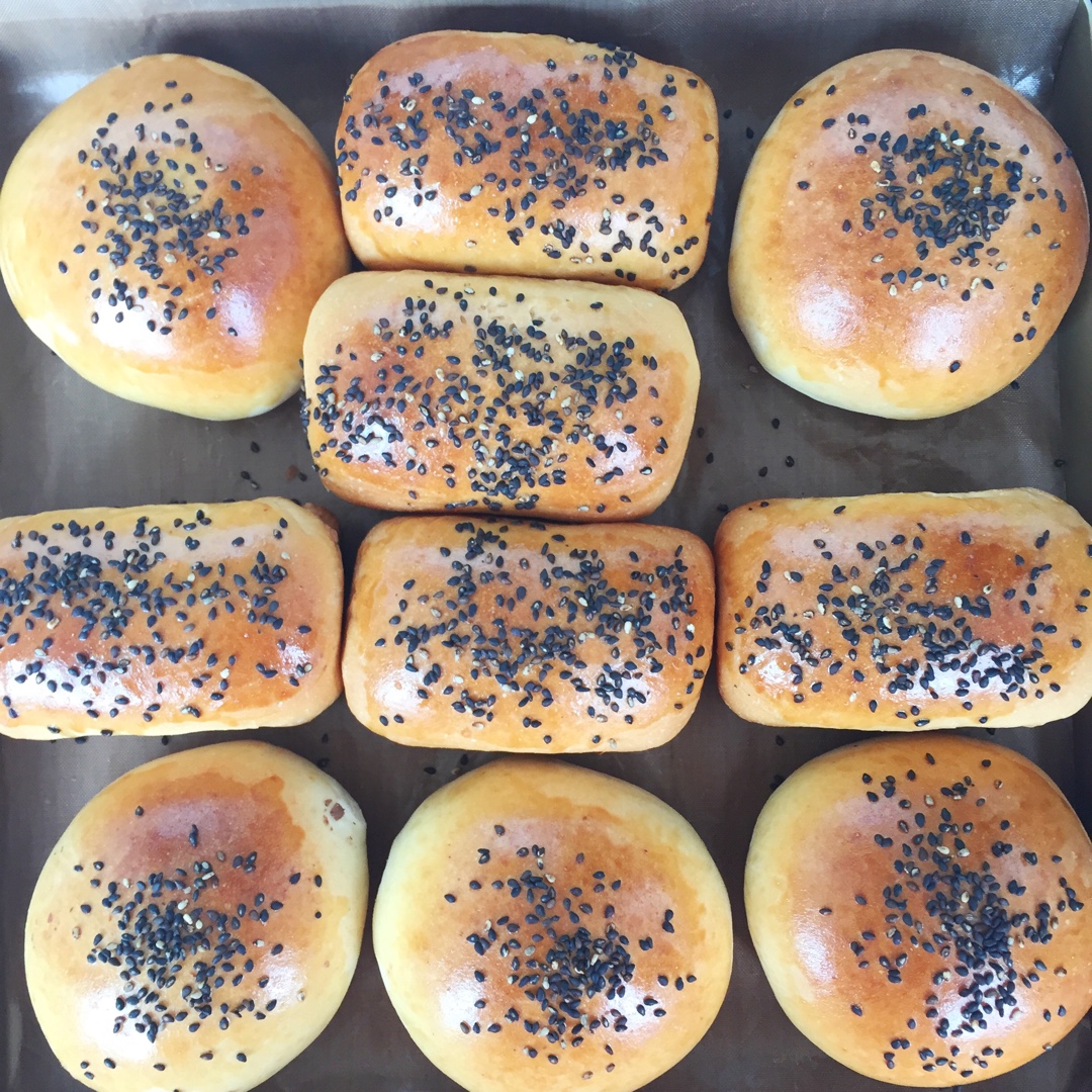 最好吃的餐包--鲜奶大餐包