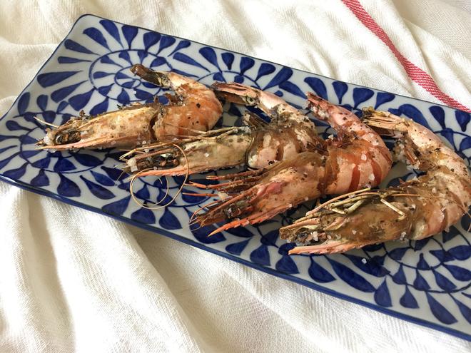 #秋季保胃战#——快手海盐焗大虾的做法