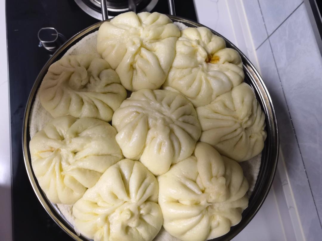 鸡汁包子