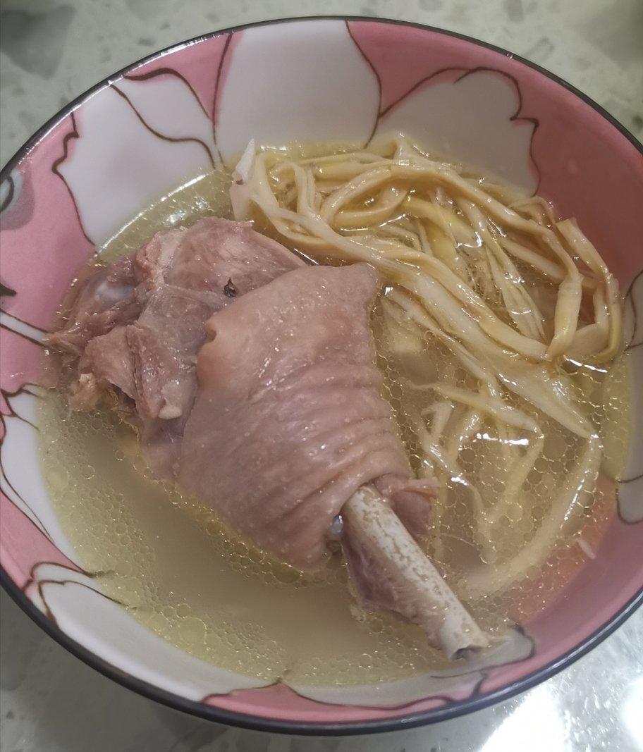 竹笋鸡汤