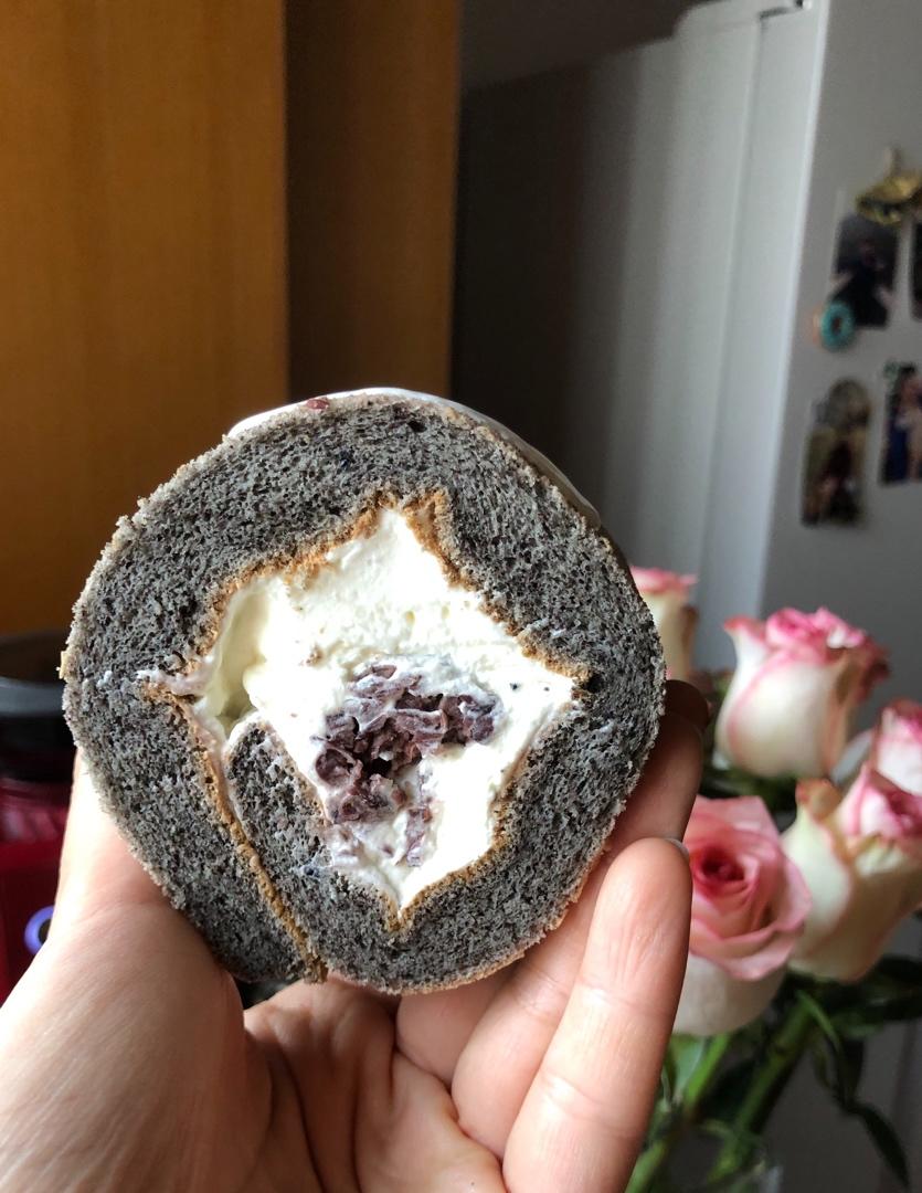 姐姐妹妹のTotoro胖胖卷儿～你是我心中的一坨紫米～双黑（黑米黑芝麻）蛋糕卷