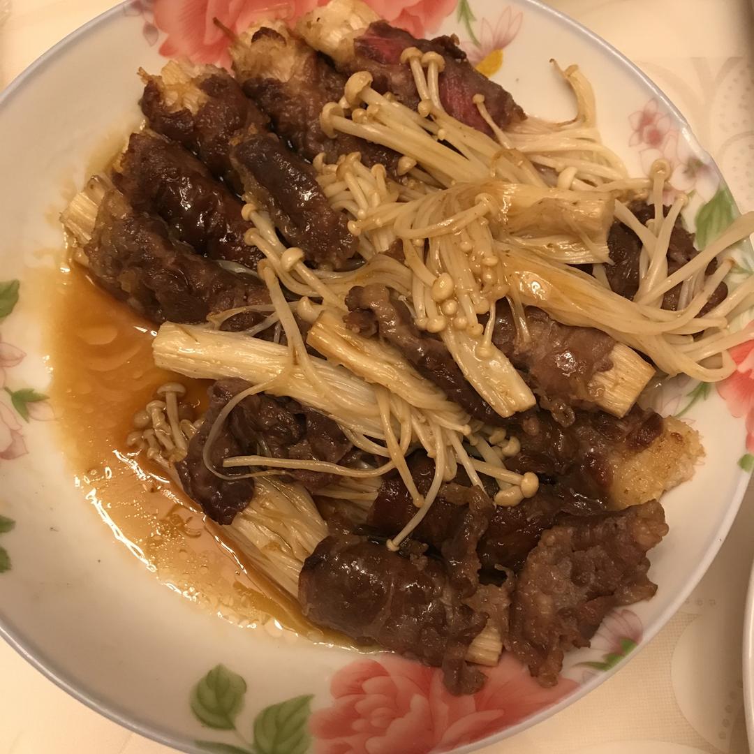 肥牛金针菇卷