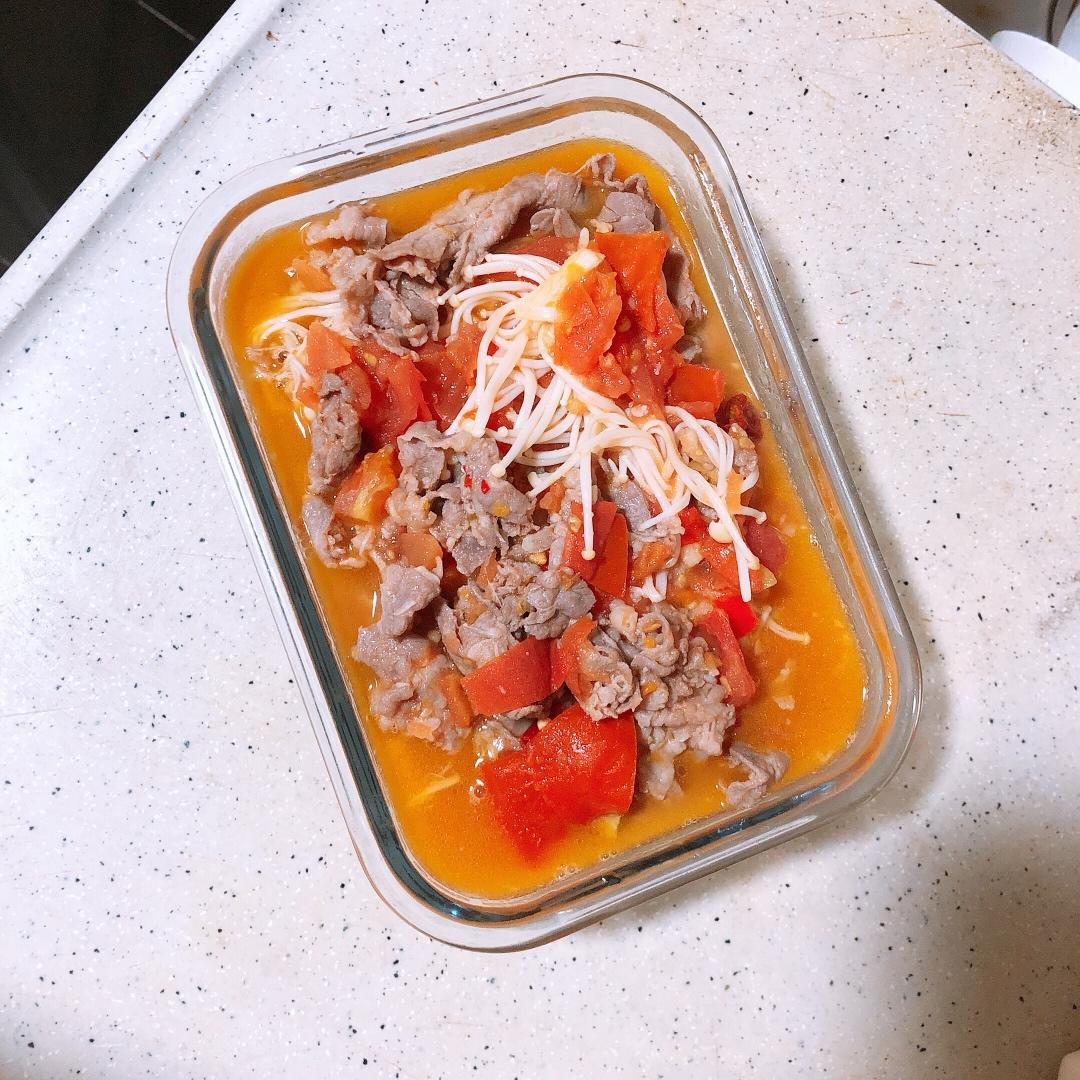 酸汤肥牛金针菇，开胃祛寒