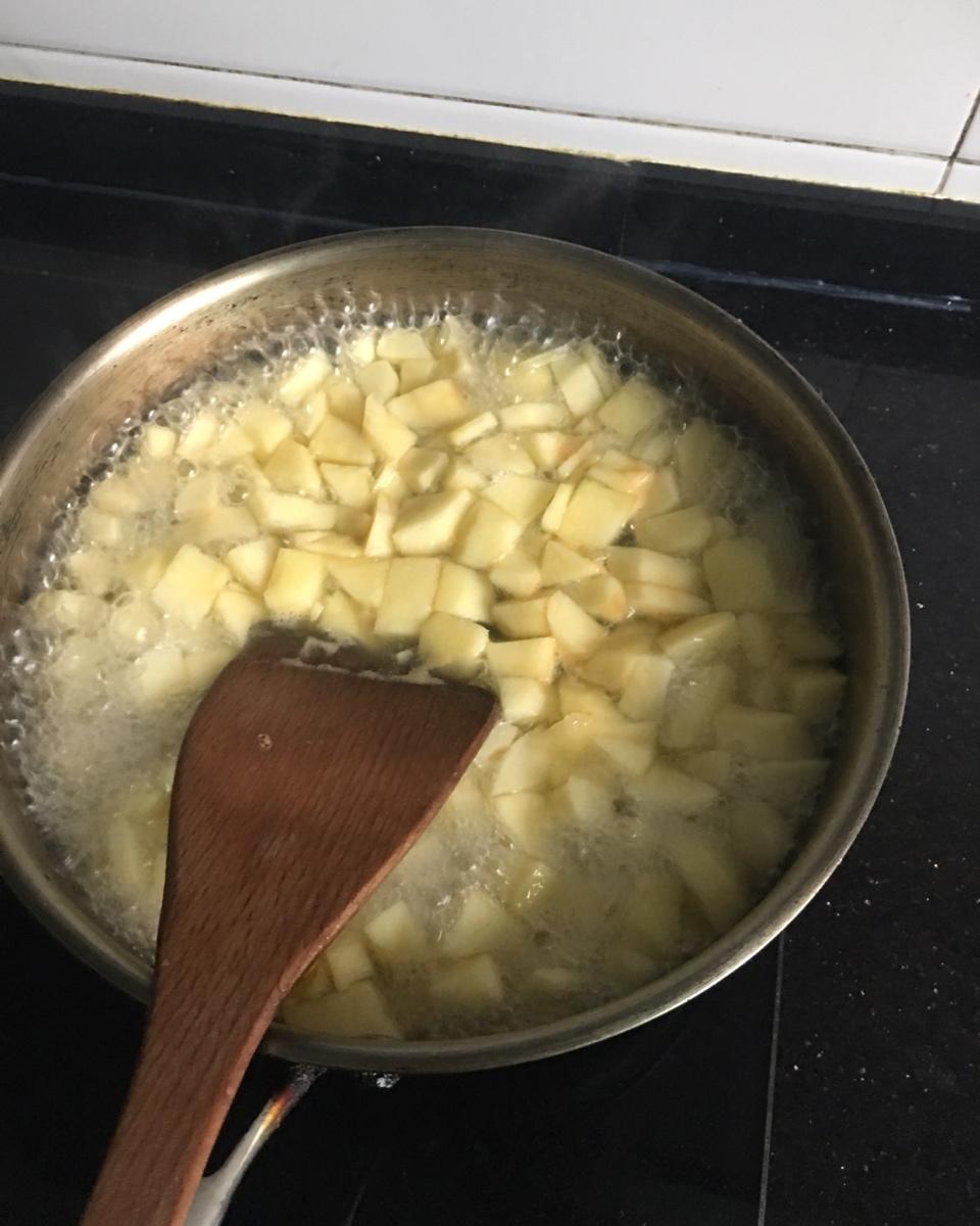 剩余饺子皮的完美结尾（饺子苹果派）