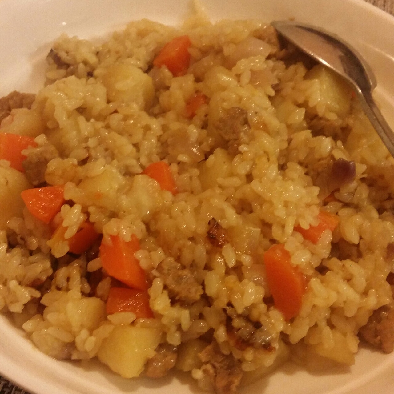 喷香羊肉焖饭