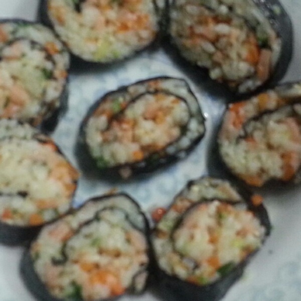 胡萝卜青菜饭卷