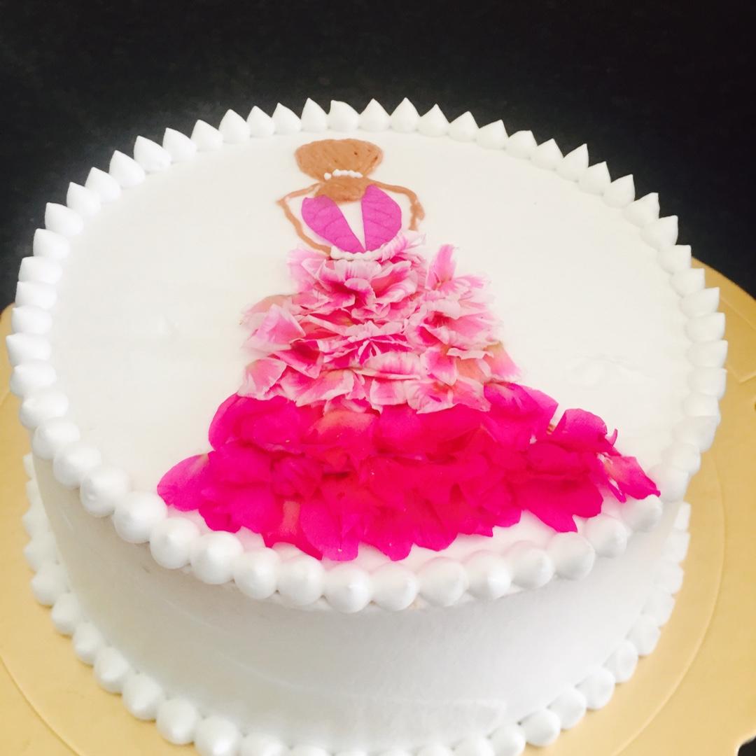 上善4做的玫瑰花裙蛋糕