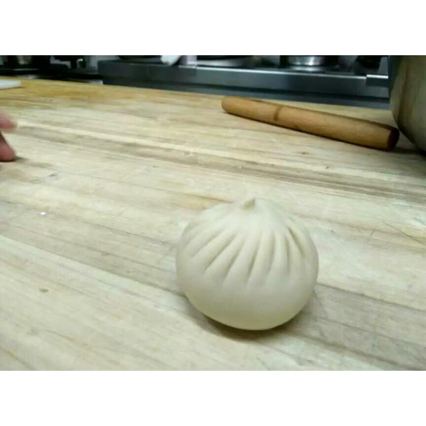 详解鲜肉大包做法。