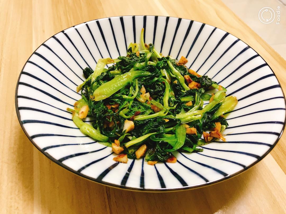 喃喃-22做的蒜蓉鸡毛菜