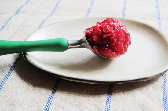 快速版树莓冰沙 Raspberry Sorbet