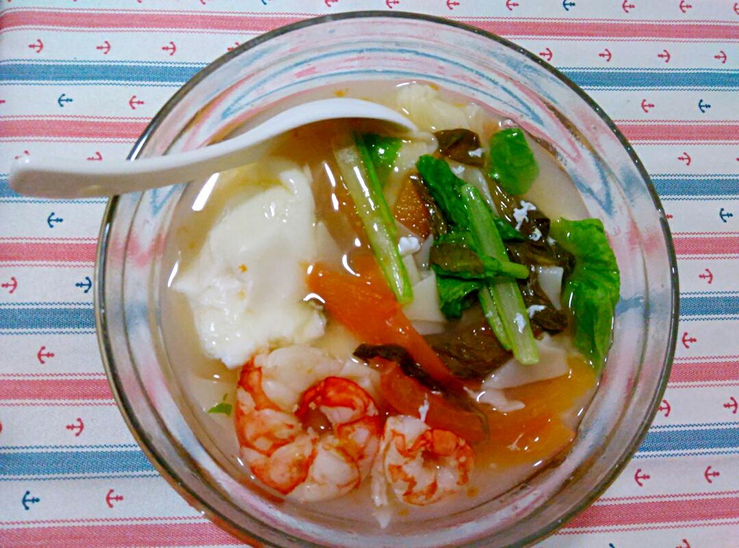 青菜鸡蛋面片汤
