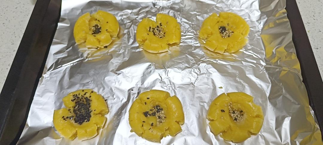 轻轻一按就碎掉的原味桃酥（不输猪油版）