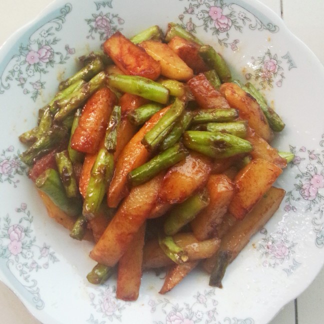 土豆烧豆角