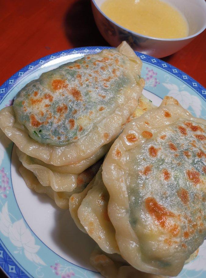 韭菜盒子 & 葱花饼