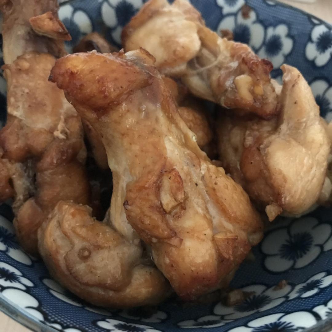 蒜香烤鸡翅根