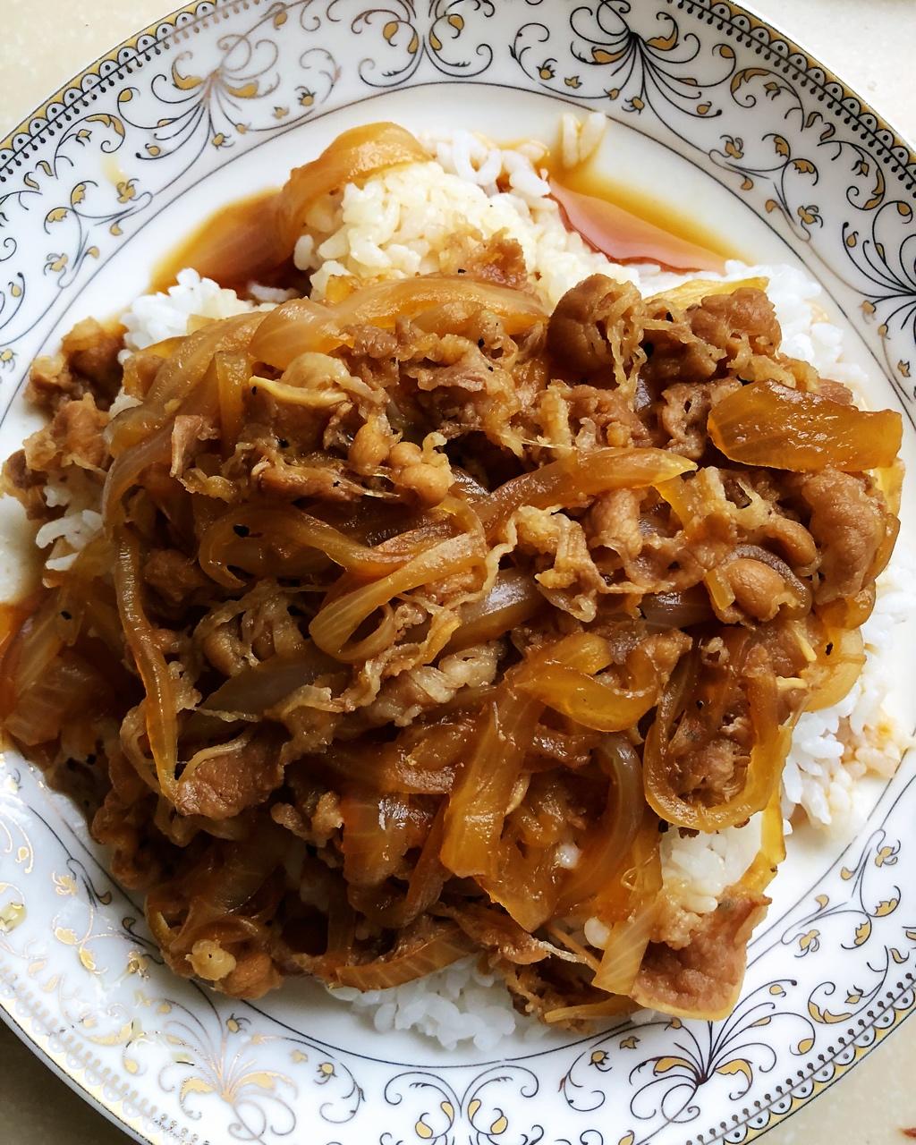 吉野家牛肉饭（牛丼）