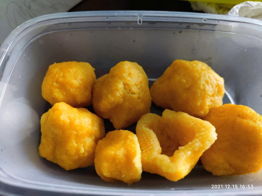 纯玉米面窝窝头(烫面.不发酵)