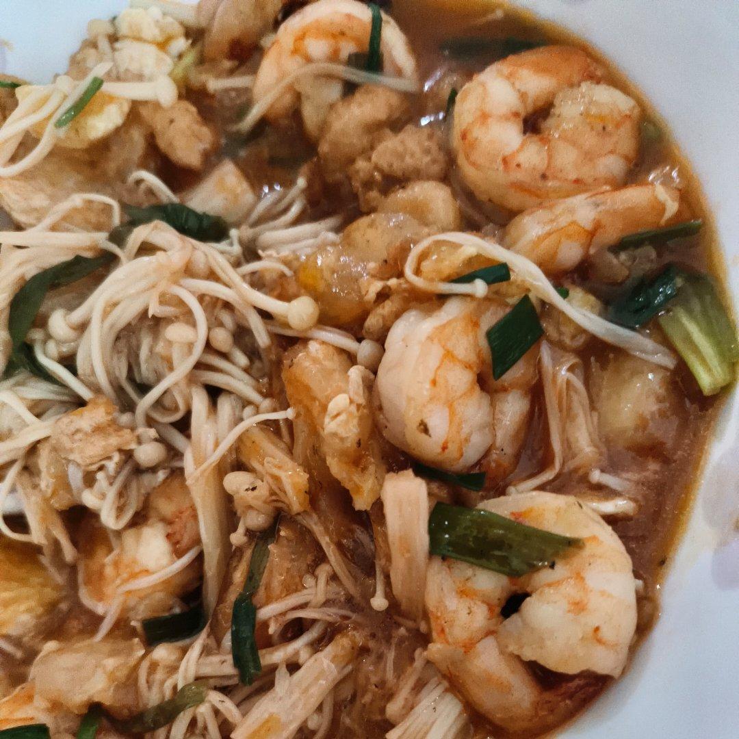 火爆餐厅的豆腐鲜虾煲，鲜香美味又下饭