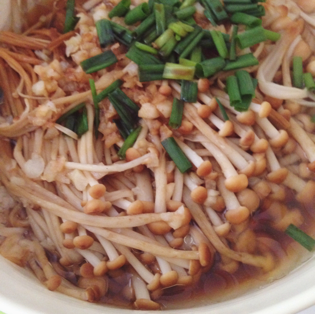 蒜蓉蒸金针菇