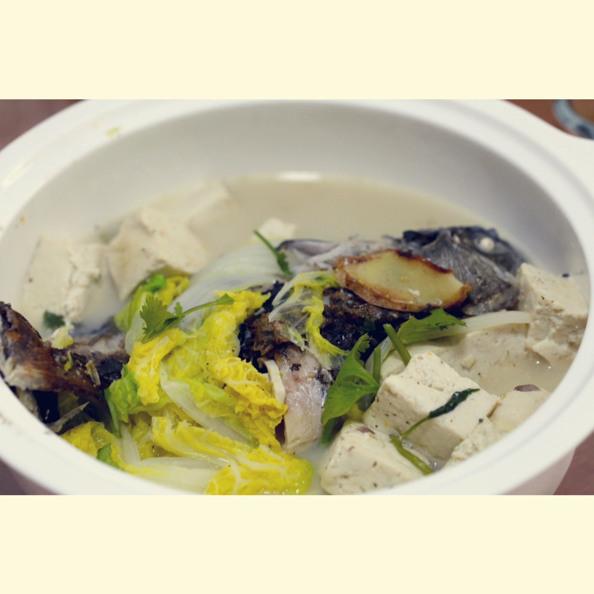 鲫鱼豆腐汤