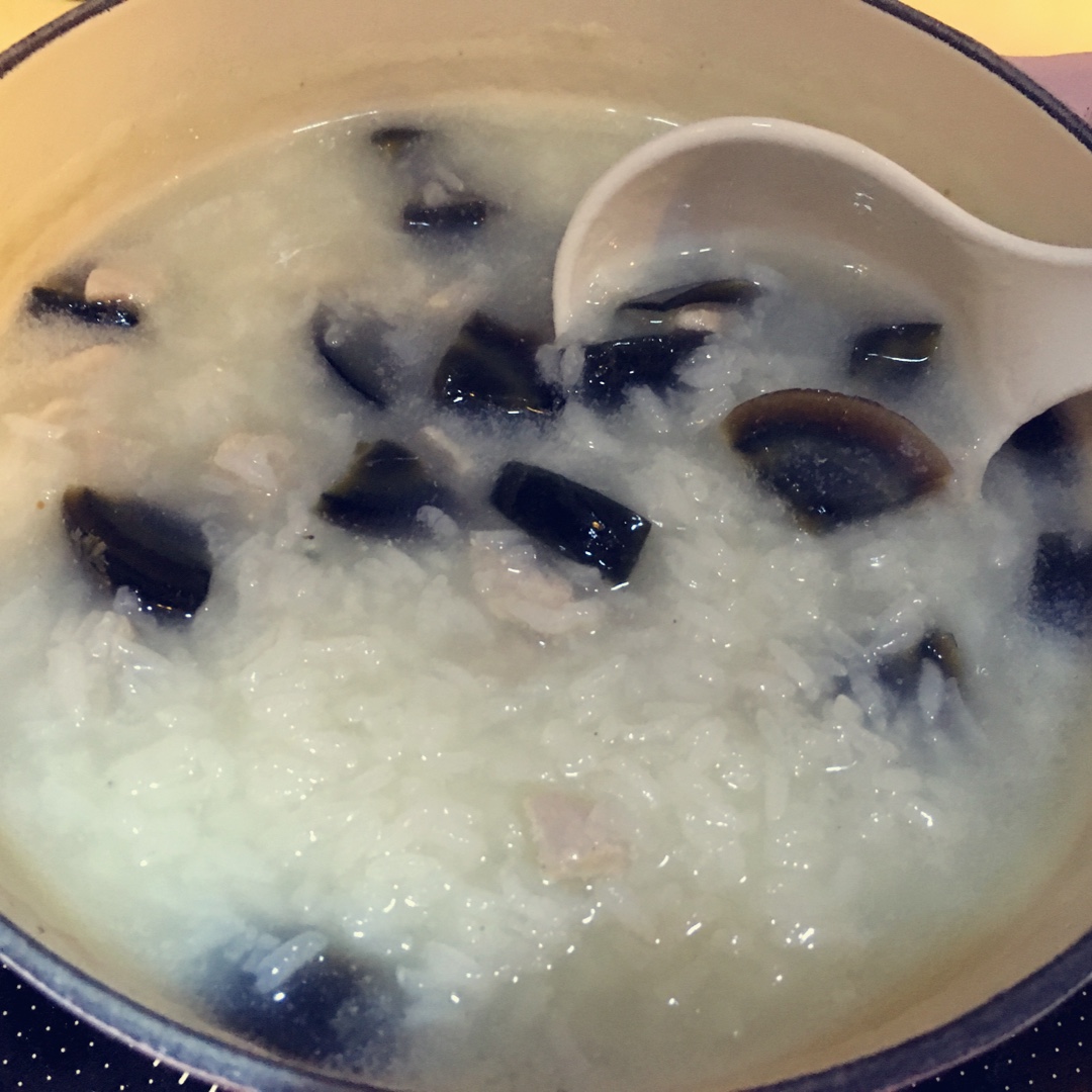 graciewx做的皮蛋瘦肉粥