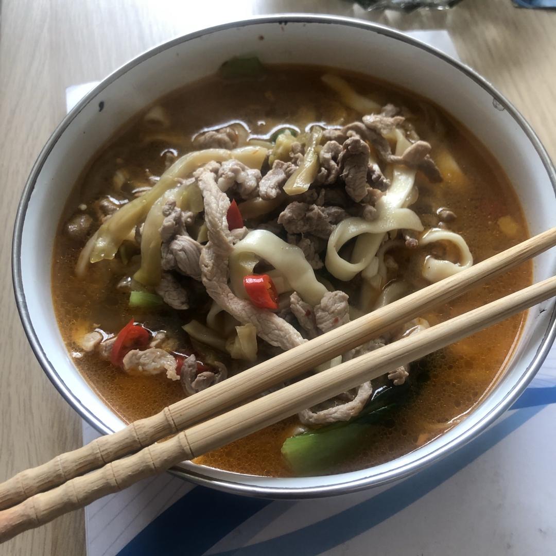 榨菜肉丝面