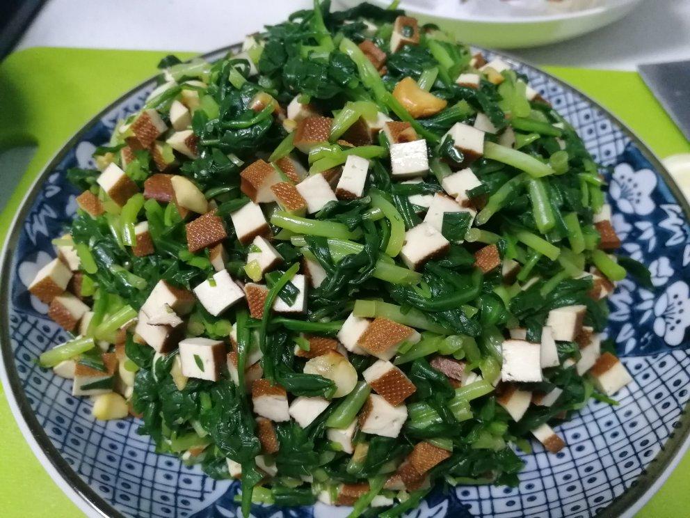 马兰头拌香干