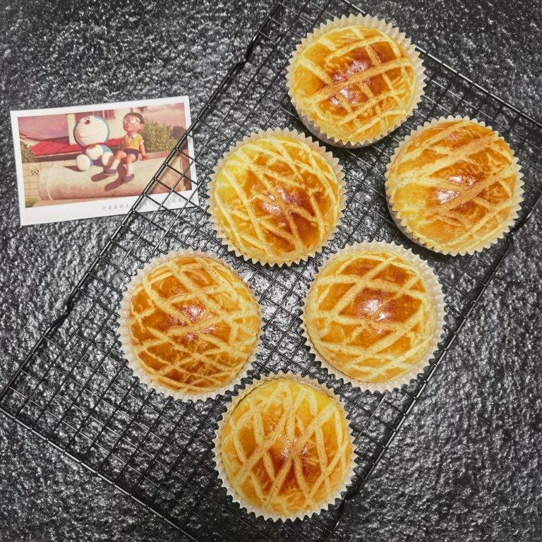 好吃到炸裂的港式菠萝包（附带制作酥皮的小视频）