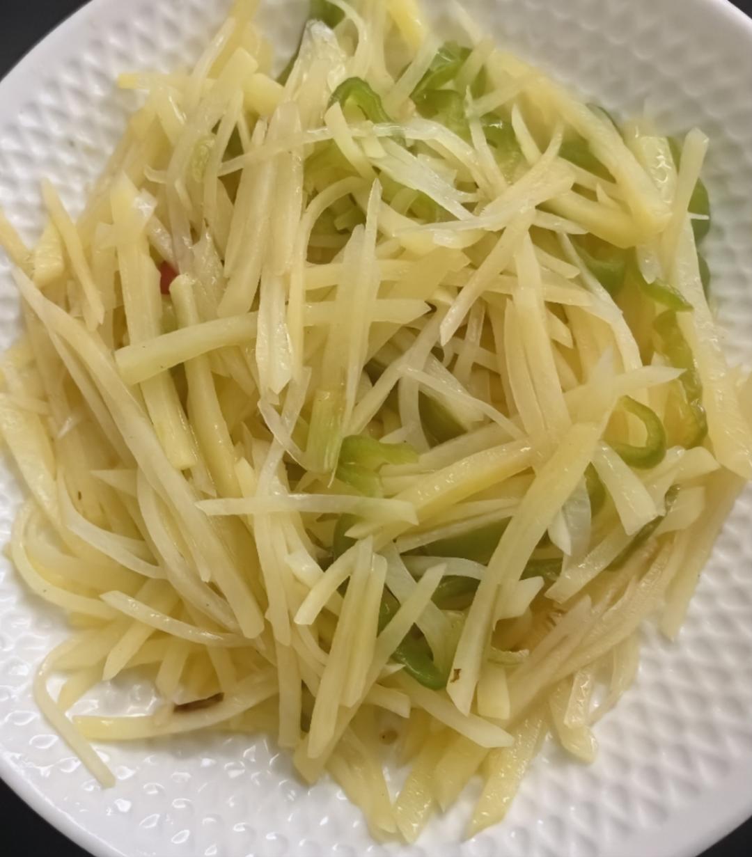 饭店脆脆的酸辣土豆丝家常做法