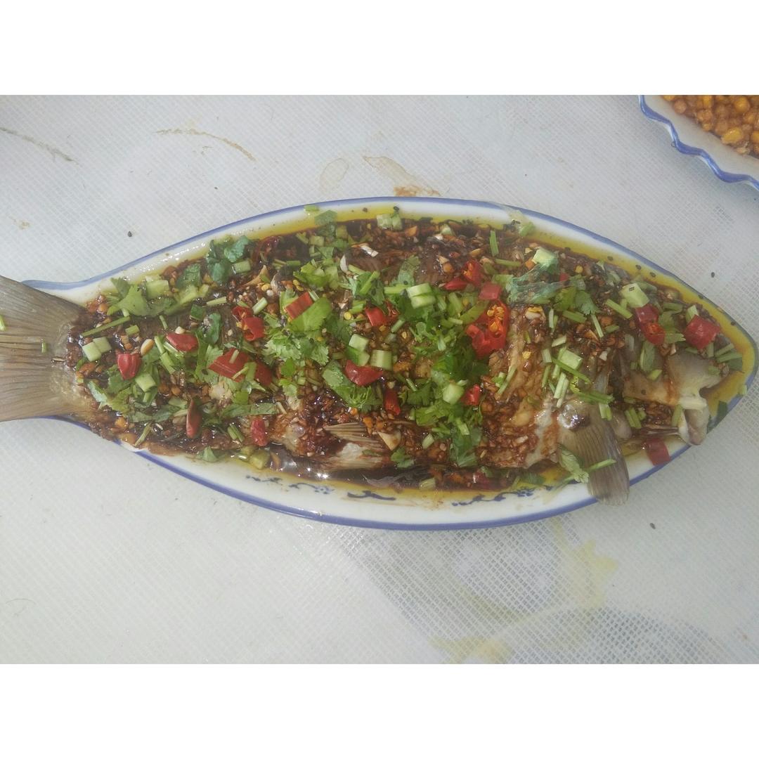 手机用户219238l5做的蒜泥鲤鱼