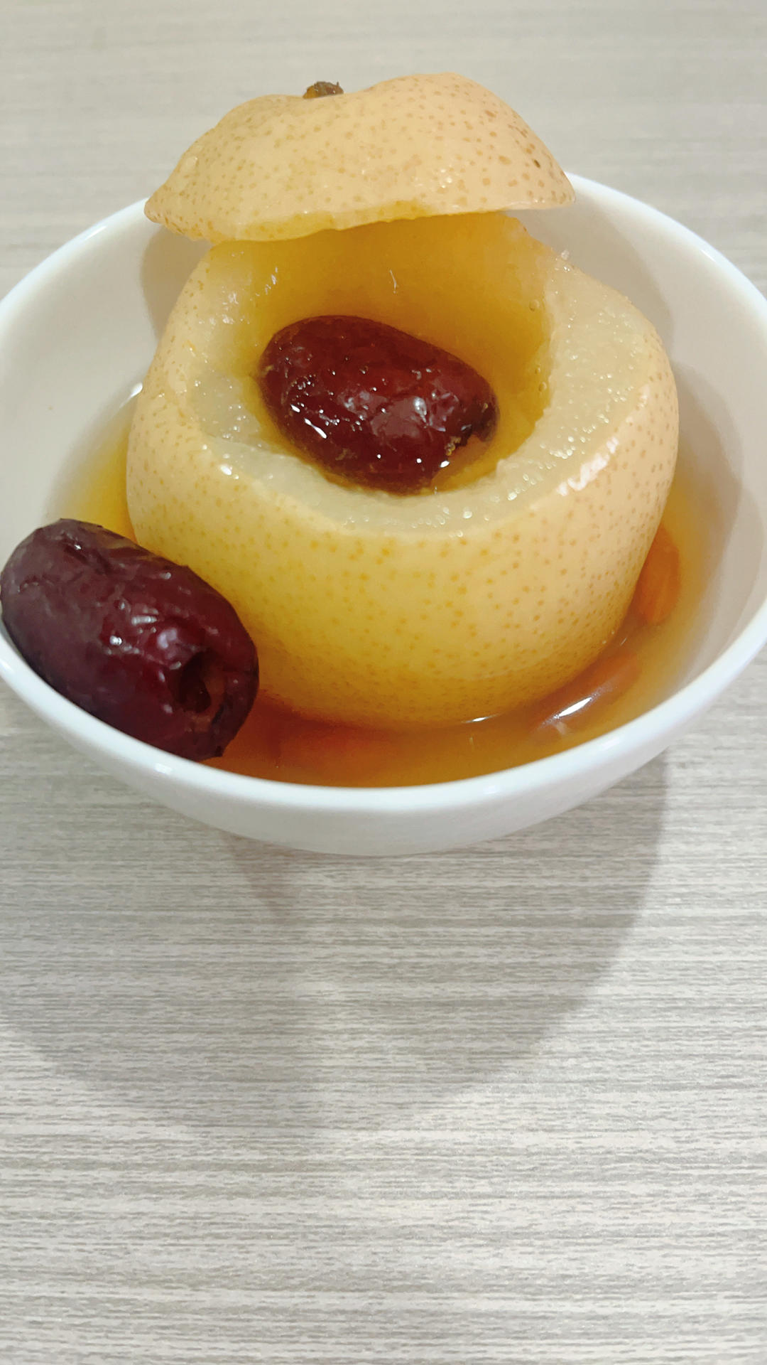 止咳润肺冰糖雪梨汤