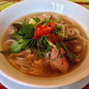 越南牛肉米线 Pho Bo的做法 步骤4