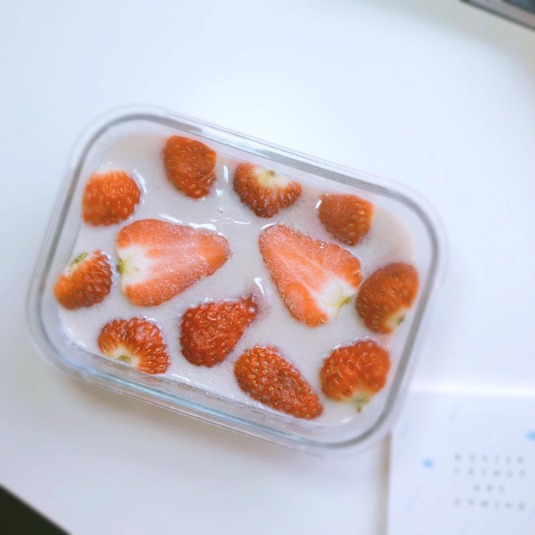 草莓奶冻——日本超人气小食（不用琼脂版本）【健康小食】