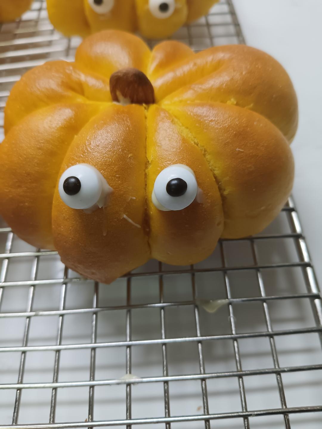 万圣节南瓜贝果