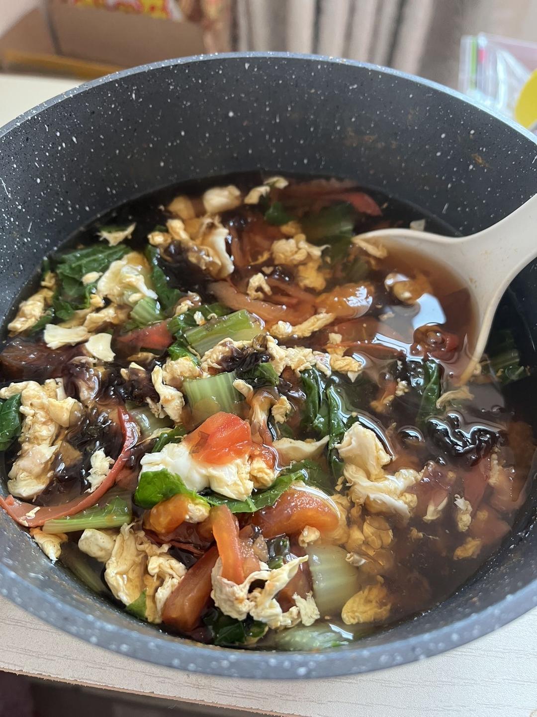 番茄紫菜鸡蛋汤