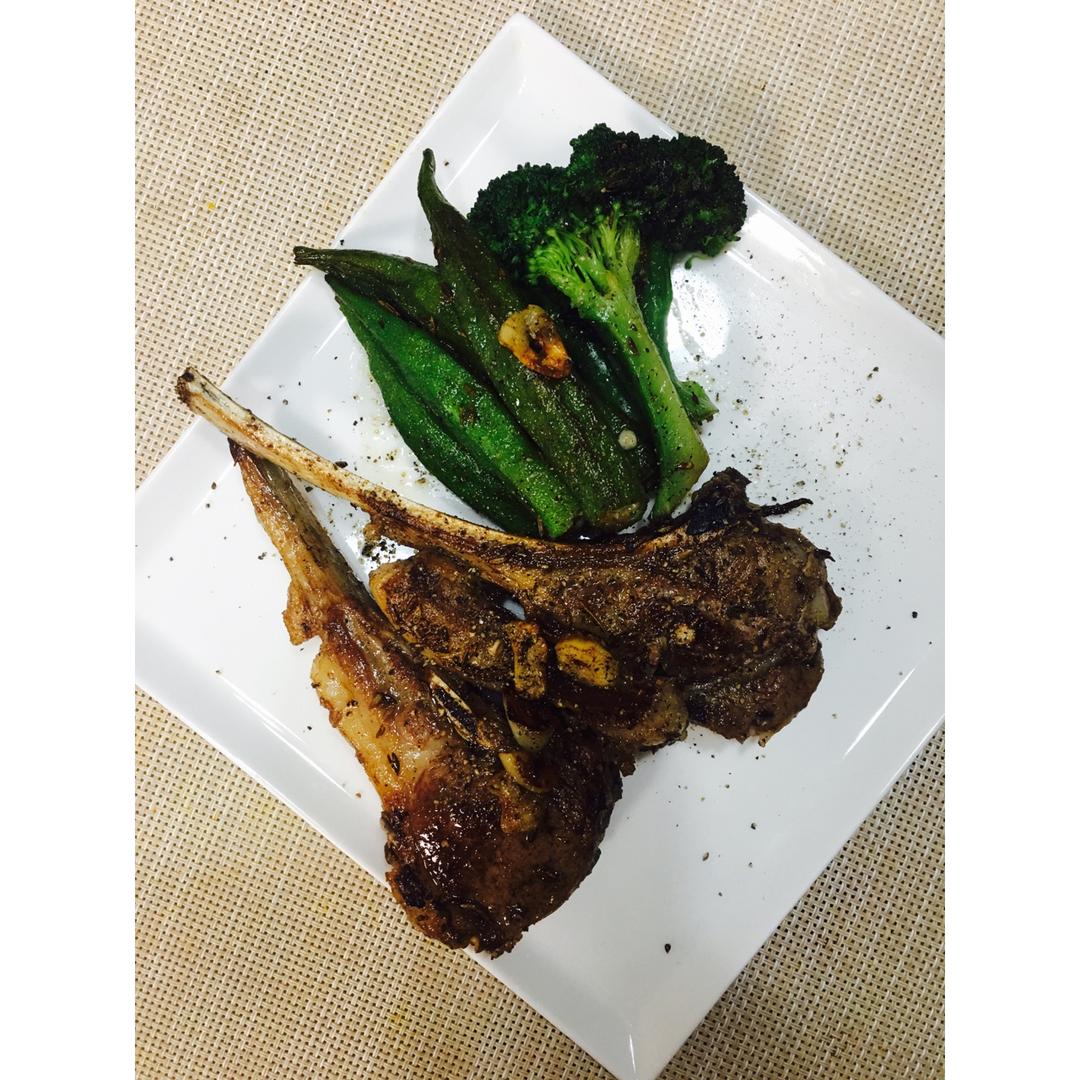 蒜香煎羊排