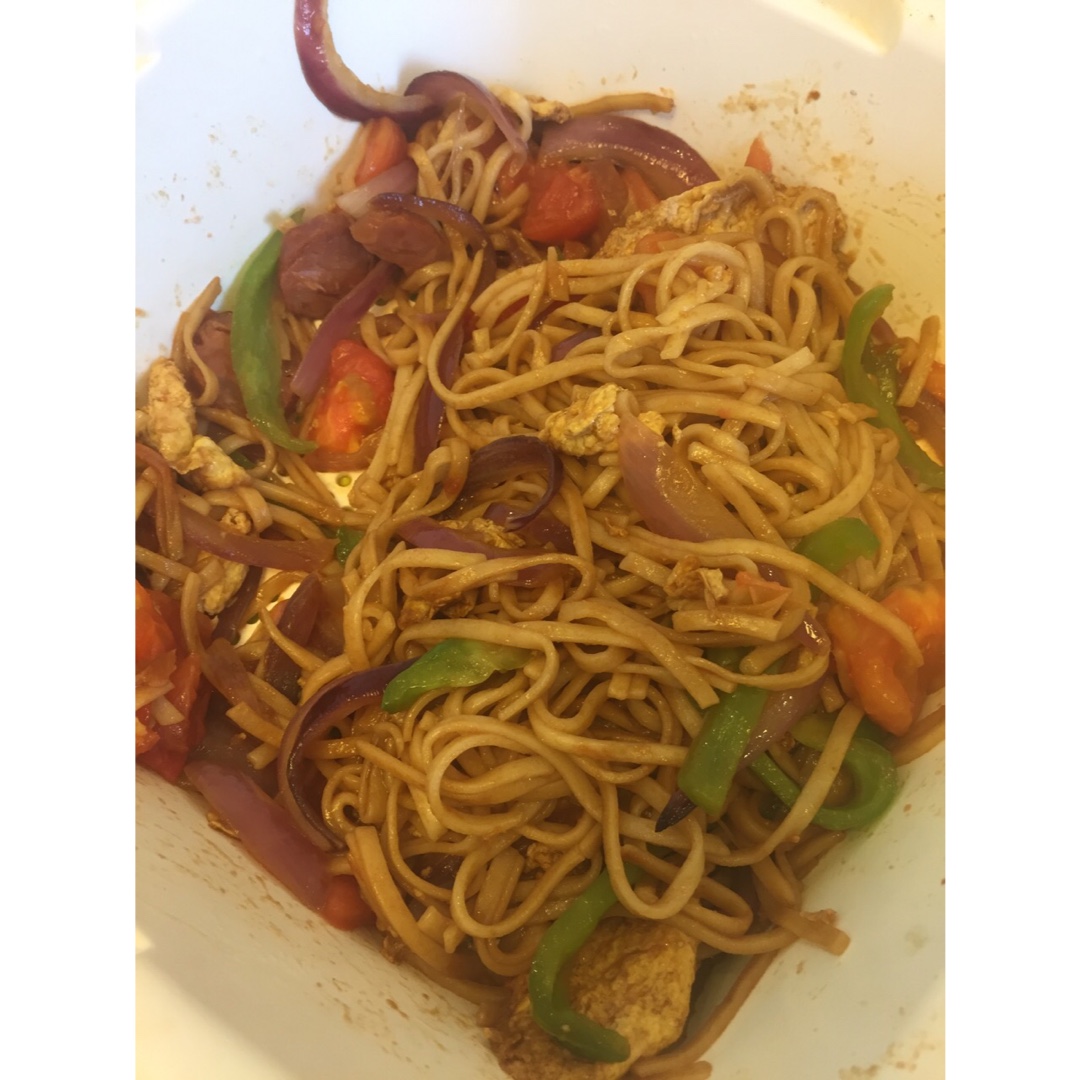 鸡蛋素炒面Fried Noodles Vegetarian