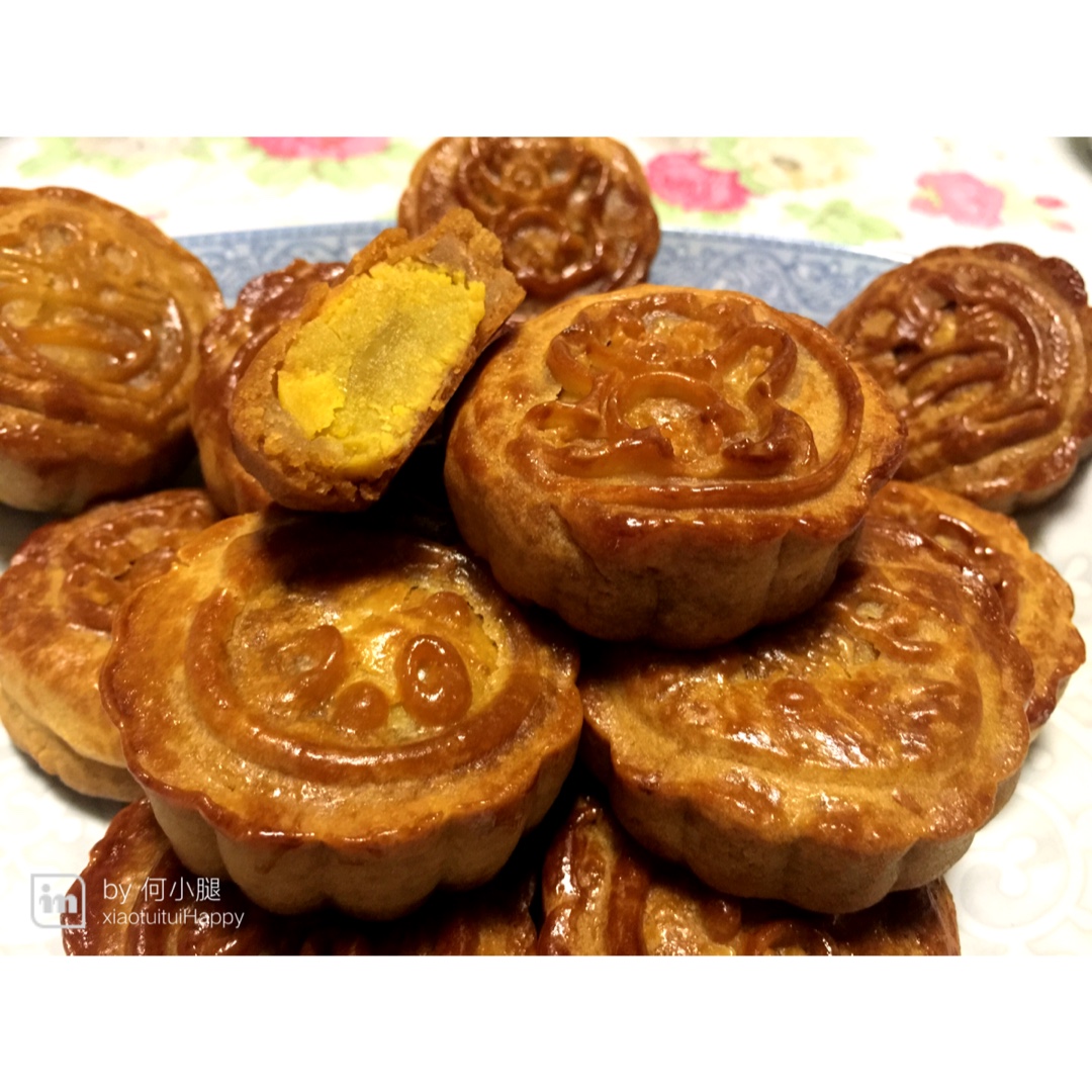 广式月饼——蛋黄莲蓉月饼