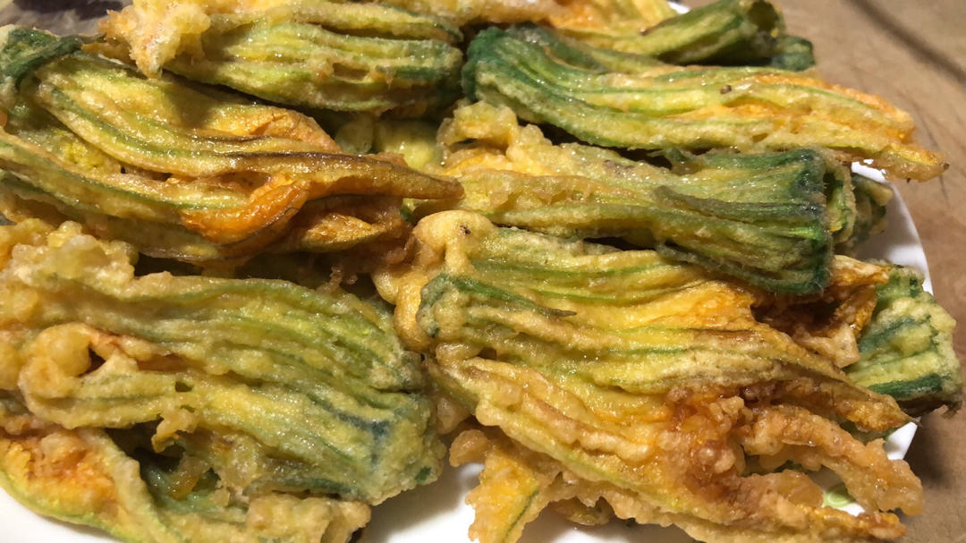 炸南瓜花