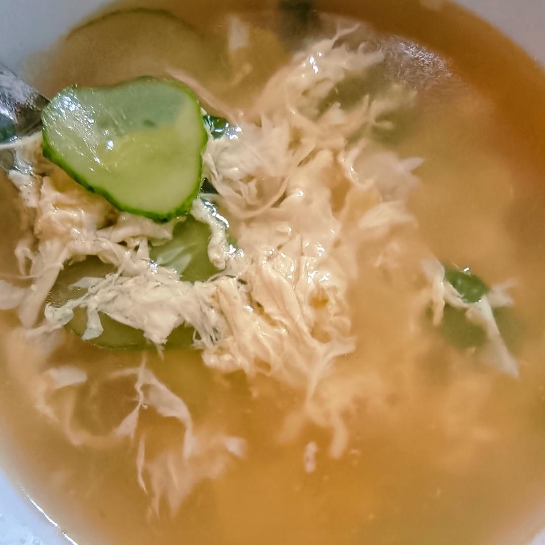 超鲜嫩好喝五分钟搞定黄瓜鸡蛋汤