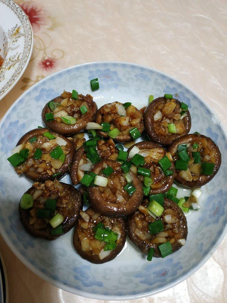 蒜蓉孜然烤香菇
