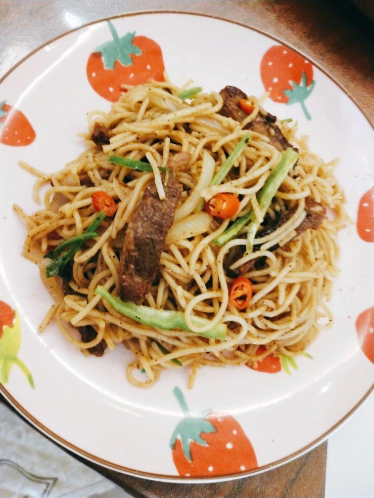 黑胡椒牛柳意大利面